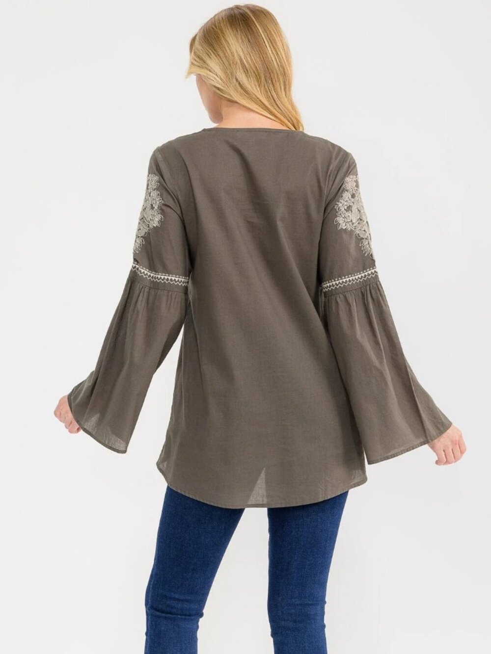 B40 BOHO LONG BELL SLEEVE V-NECK EMBROIDERY DETAILED TUNIC BLOUSE Grey NEW - Picture 4 of 4